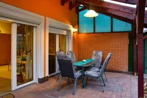 Afrodite Apartmanház - Feldebrő