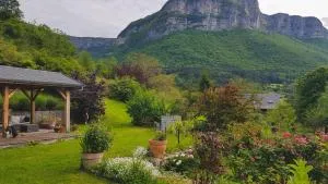Studio au pied de la montagne et vue imprenable - Barby