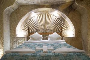 Deluxe King Suite room in Kaya Konak Cave Hotel