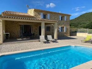 Villas Beautiful villa with private pool in Gard : photos des chambres