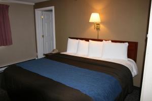 Superior King or Twin Room room in Bangor Inn & Suites