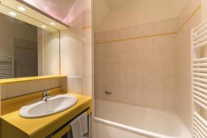 Hotels Belambra Clubs Tregastel - Le Castel Sainte Anne : Appartement