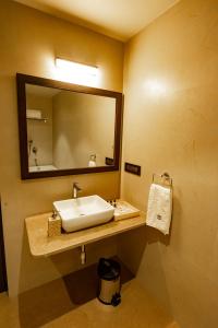 The Royal Palace Hotel 400703