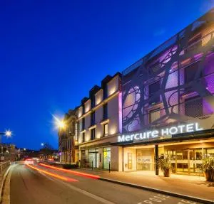 夏特尔教堂美居酒店 - 沙特尔