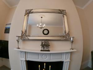 Moat Stays Victorian, Sea View!