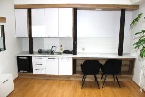 Krásny priestranný slnečný apartmán v centre mesta