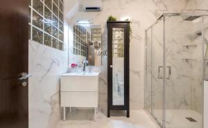 2 bedrooms 2 bathrooms furnished - Plaza Mayor - spacious & equipped - MintyStay