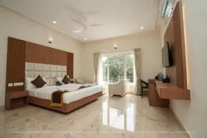 Sukhi A Luxury Stay Inn - Sollebail