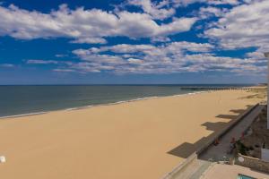 The Sanctuary - Sea Forever A303