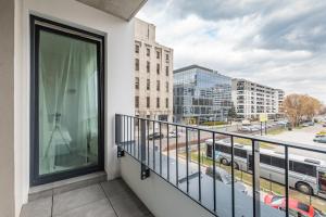 Aleja Sikorskiego 18 by Homeprime