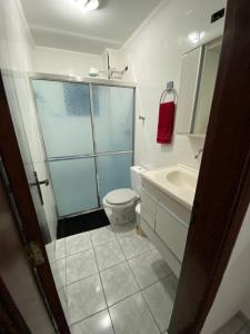 Ap Vila Guilhermina com quintal (Praia Grande)