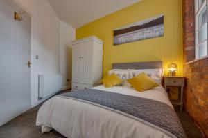 Lovely Central 1 Bed Apartment Sleeps 2 plus 1