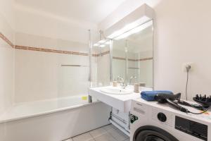 LA GARONNE - 6P - 7min Disney