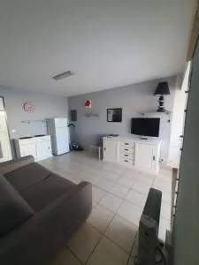 MARSEILLAN A DEUX PAS DE LA PLAGE - 卡斯特拉斯