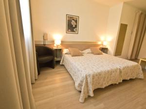 Hotels Hotel Les Oliviers : photos des chambres