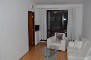 Persey Flora Apartments