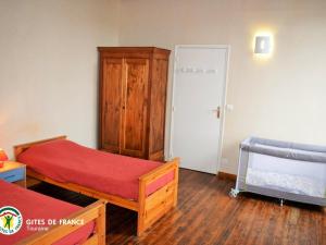 Maisons de vacances Gite Bossay-sur-Claise, 5 pieces, 15 personnes - FR-1-381-514 : photos des chambres