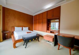 4 Bedroom Town Villa With Private Pool