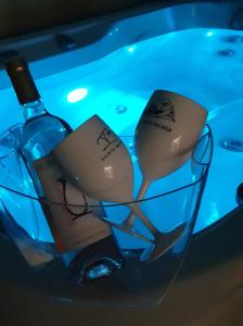 UZES CÔTÉ VILLAGE - Chambre dhôtes