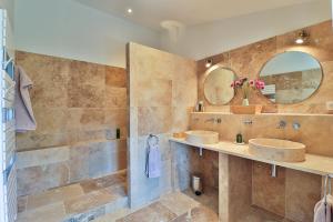 B&B / Chambres d'hotes Le Jardin de Mazan : photos des chambres