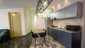 4 Bedroom Apartment on Liberty Square