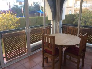 Puerto de Mazarrón Large House with Roof Terrace & Sea Views-5 Guests have 3 Bedrooms & 1 to 4 Guests have 2 Bedrooms