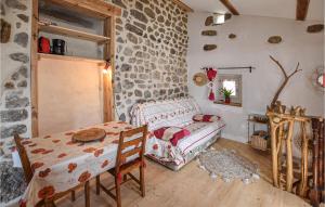 Maisons de vacances Awesome home in Lamastre with WiFi and 1 Bedrooms : photos des chambres