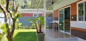 Baan Hinlad Home and Hostel
