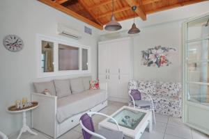Port view apartment