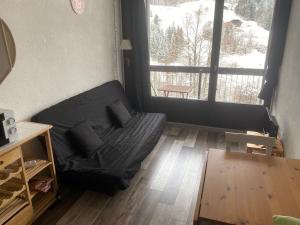 Appartements Les portes du Mont Blanc : Appartement avec Balcon