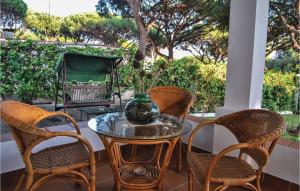 4 Bedroom Gorgeous Home In Mazagón