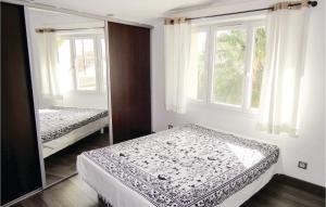 2 Bedroom Awesome Apartment In Sauvian