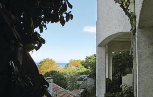 Appartements Amazing apartment in Bastia with 1 Bedrooms and WiFi : photos des chambres