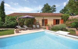 Maisons de vacances Beautiful Home In Tulette With 4 Bedrooms, Wifi And Private Swimming Pool : photos des chambres