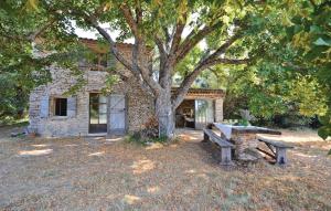 Nice home in Saignon with 1 Bedrooms and WiFi