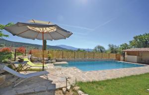 Maisons de vacances Beautiful Home In St Marcellin L Vaison With 7 Bedrooms, Internet And Private Swimming Pool : photos des chambres