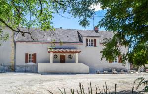 Maisons de vacances Amazing home in St,Sulpice-dExideuil with 3 Bedrooms, Private swimming pool and Outdoor swimming pool : photos des chambres