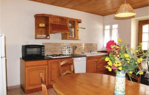 Awesome Home In St Julien De Peyrolas