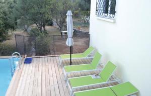 Awesome Home In Sollies Toucas