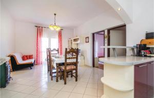 2 Bedroom Nice Home In Baric Draga 