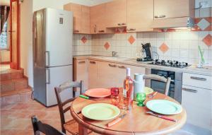Nice Home In Thueyts With Wifi