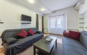 1 Bedroom Nice Apartment In Galizana 