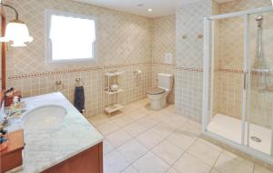 4 Bedroom Cozy Home In Montauroux