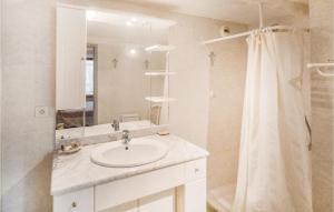 Lovely Apartment In Castagniers