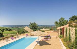 Maisons de vacances Gorgeous Home In Cairanne With Wifi : photos des chambres