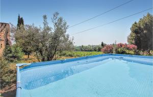Maisons de vacances 2 Bedroom Gorgeous Home In Visan : photos des chambres