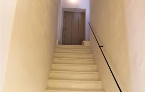 Maisons de vacances 2 Bedroom Gorgeous Home In Visan : photos des chambres
