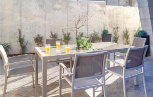 Amazing Home In Arroyomolinos With Wifi