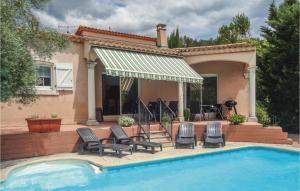 Maisons de vacances Awesome Home In Lamalou Les Bains With 4 Bedrooms, Wifi And Outdoor Swimming Pool : photos des chambres