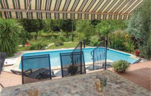 Maisons de vacances Awesome Home In Lamalou Les Bains With 4 Bedrooms, Wifi And Outdoor Swimming Pool : photos des chambres